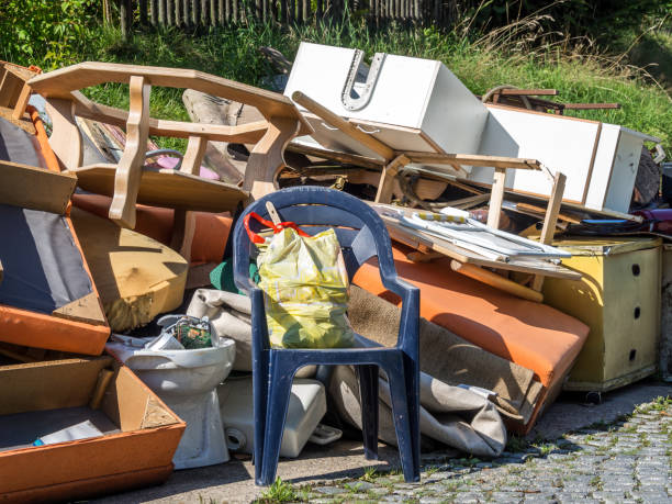 Best Attic Cleanout Services  in Colwich, KS